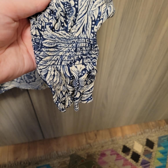 H&M x William Morris & Co Blue and White Floral Blouse 💐Rare - Picture 3 of 14